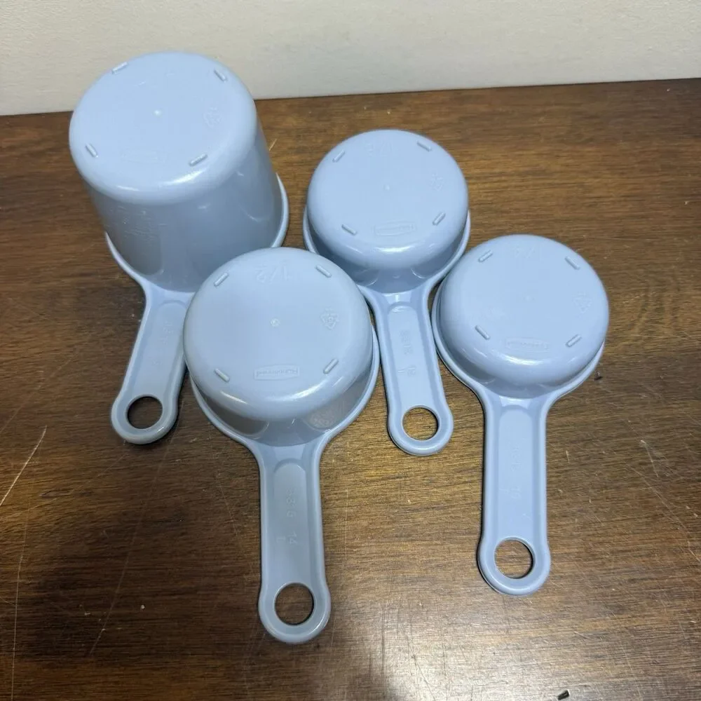 Vintage Rubbermaid Measuring Cups 8315 Country Blue Set of 4 Baking Grandmacore